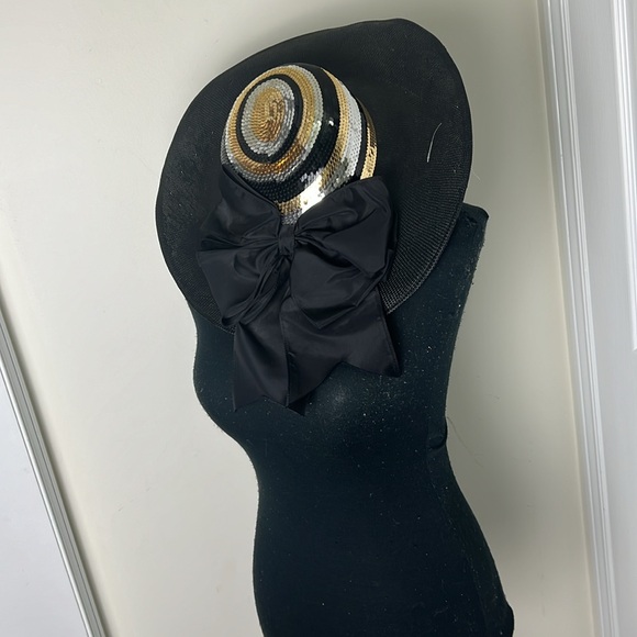 Whitehall & Shon chic Sliver Gold Metallic Hat - Picture 5 of 15